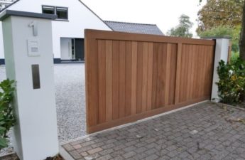 Pros and Cons of Automatic Gate Systems
